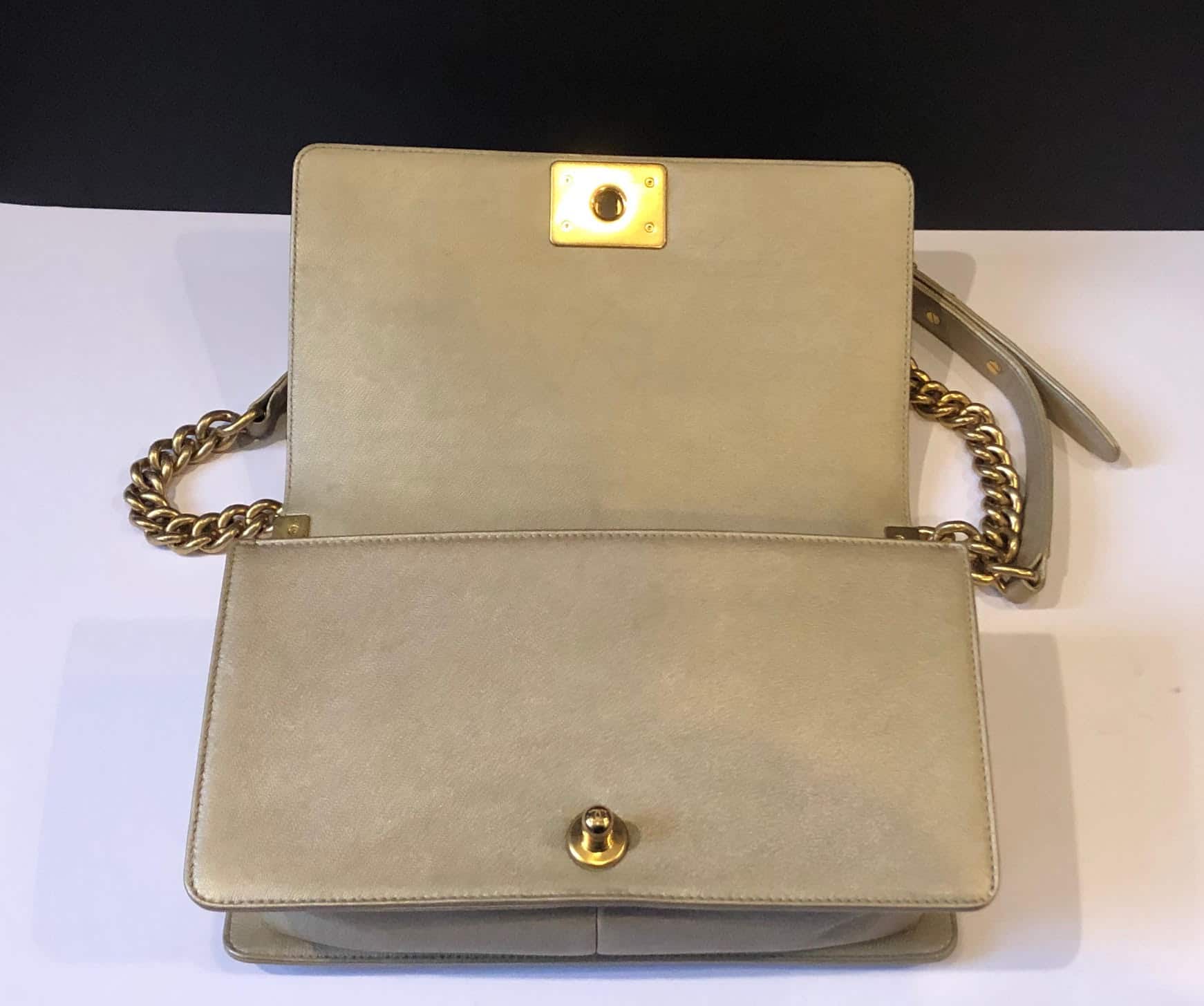 CHANEL Limited Edition Gold CC Cut-Out Boy Bag 2014-2015 - Image 11