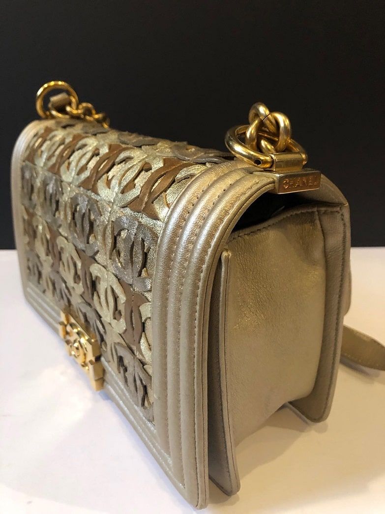 CHANEL Limited Edition Gold CC Cut-Out Boy Bag 2014-2015 - Image 6