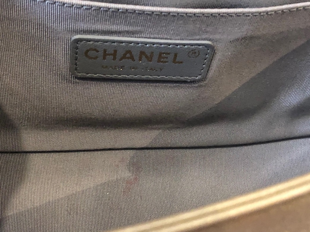 CHANEL Limited Edition Gold CC Cut-Out Boy Bag 2014-2015 - Image 15