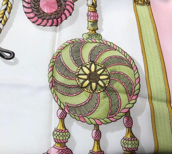 HERMÈS Scarf Frontaux et Cocardes Silk Caty Latham Pink and Green 1968 W/Box - Image 3
