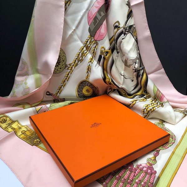 HERMÈS Scarf Frontaux et Cocardes Silk Caty Latham Pink and Green 1968 W/Box