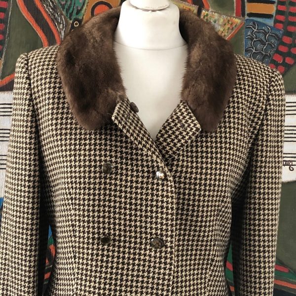 ESCADA Vintage 80s Checked Suit Jacket Skirt Fur Collar Cashmere Emilio Zegna Fabric - Image 2