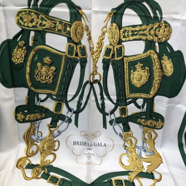 HERMÈS Scarf Brides de Gala Silk H Grygkar Racing Green Gold W/Box - Image 4