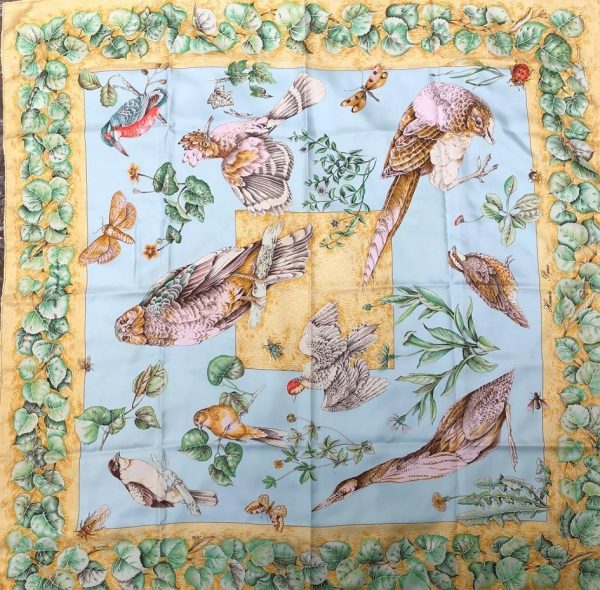 HERMÈS Scarf La Vie Au Grand Air Silk Antoine de Jacquelot 1990 Gold Multi W/Box - Image 4