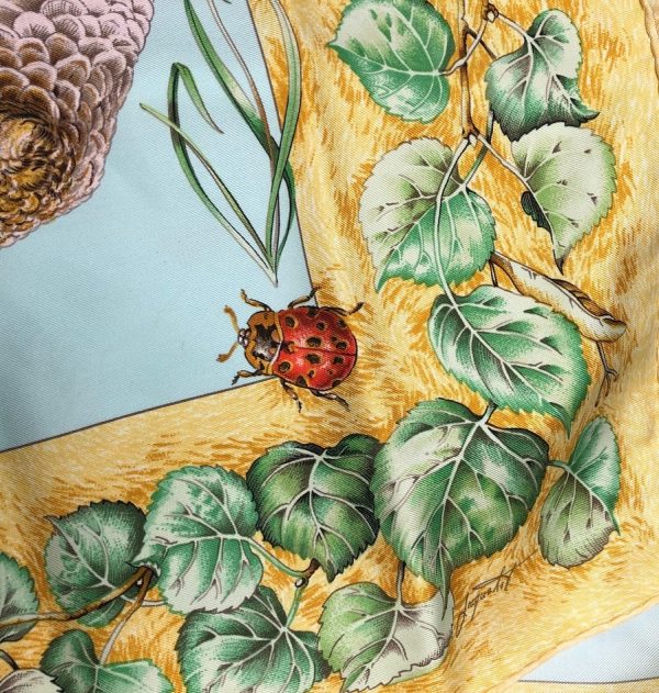 HERMÈS Scarf La Vie Au Grand Air Silk Antoine de Jacquelot 1990 Gold Multi W/Box - Image 10