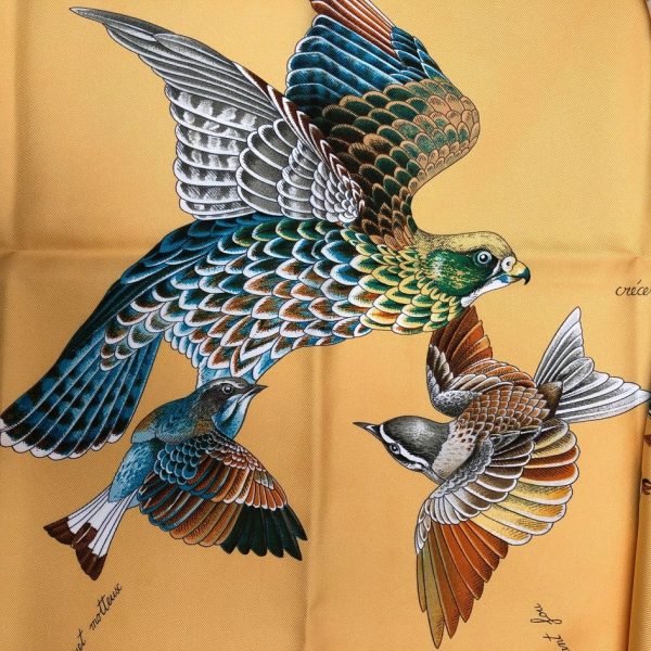 HERMÈS Scarf L'Intrus Silk Antoine de Jacquelot 1996 RARE Gold Multi W/Box - Image 4