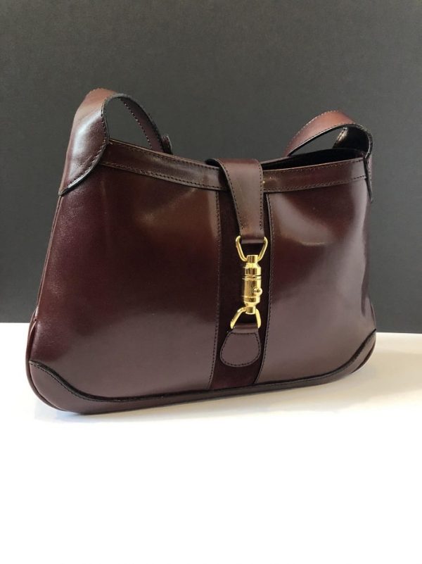 Vintage Gucci Style Shoulder Bag Red Burgundy Calfskin & Suede Gold Push bullet Clasp - Image 2