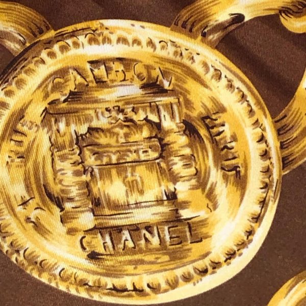 CHANEL Scarf Vintage CC Logo Gold Chain Links Silk 1990s - Image 8