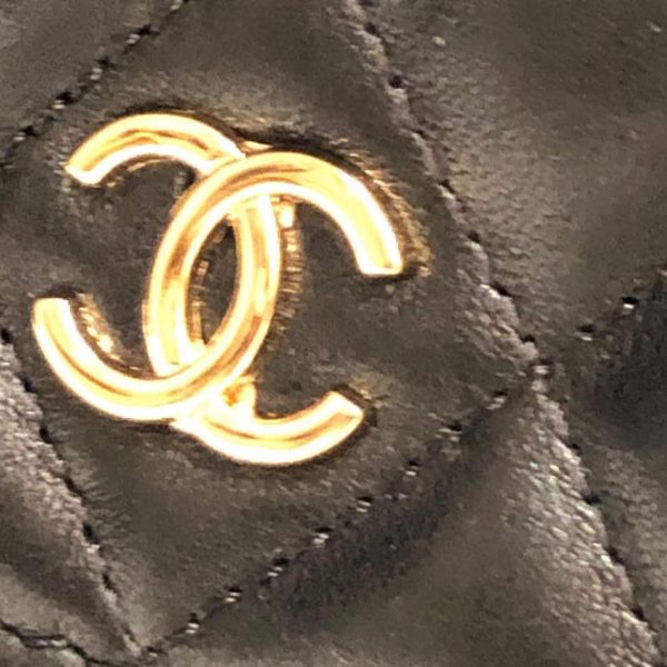 CHANEL WOC Wallet On Chain Bag Lambskin & Gold-Tone Metal Black - Image 10