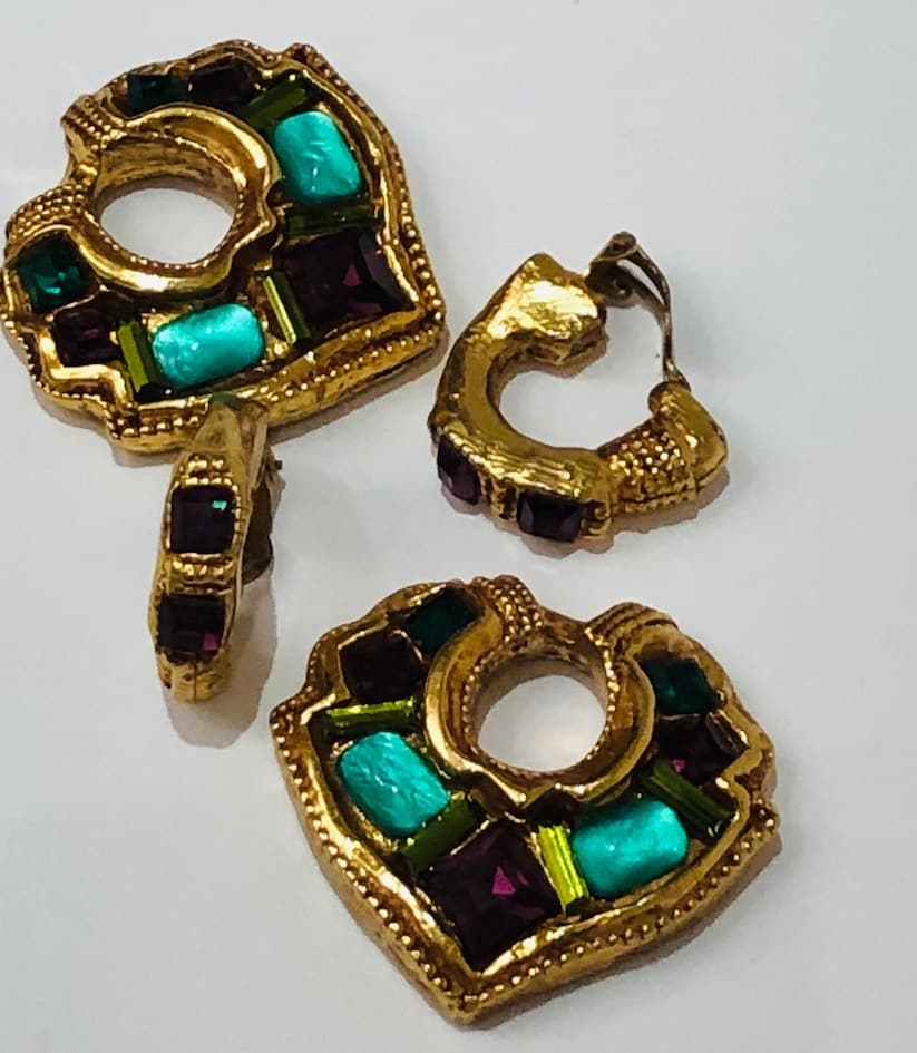 KALINGER Paris 1980s Heart Jewelled Interlocked Oversized Clip-On Earrings - Image 3