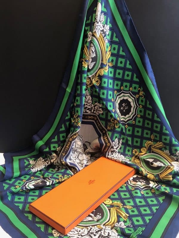 HERMÈS Scarf Carré La Treille - Hussard et Cantinière 1964 Rare Green Blue