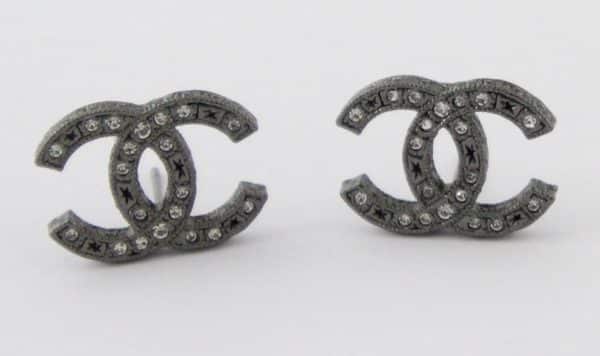 CHANEL CC Stud Earrings Silver Metal Black & Crystal Pre-Fall 2014 - Image 3
