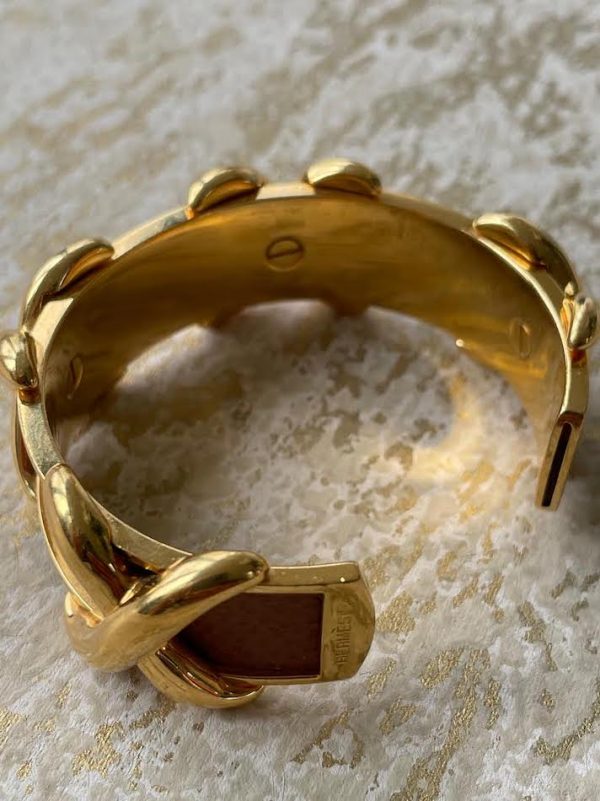 HERMÈS Criss Cross X Cuff Bracelet Vintage Gold Bronze - Image 5