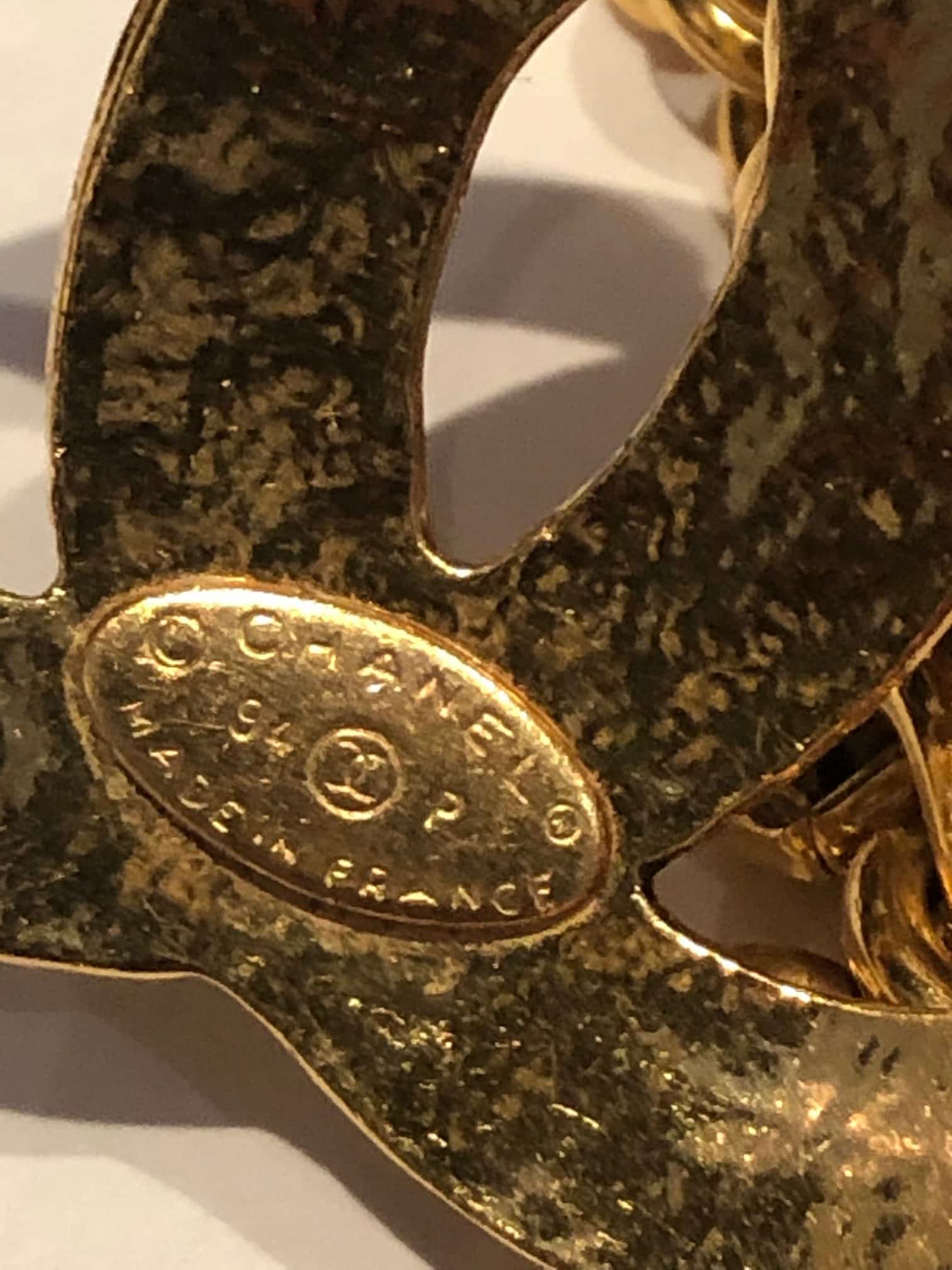 CHANEL 1994 CC Pendant Chain Necklace Vintage Gold Quilted - Image 9