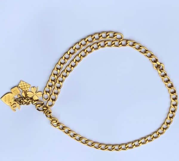 CHANEL 1996 Perfume CC Logo Clover Bag Heart Shoe Charm Chain Belt Vintage - Image 3