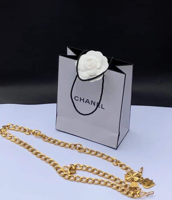 CHANEL 1996 Perfume CC Logo Clover Bag Heart Shoe Charm Chain Belt Vintage - Image 2