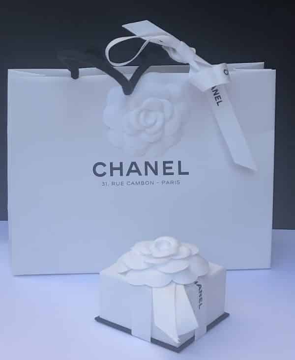 CHANEL CC Logo Teardrop Earrings Pearl Black & Strass - Image 4