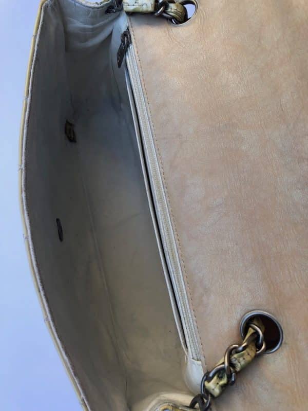 CHANEL Timeless 2.55 Flap Bag Patent Leather Cream Circa 2000 - Image 10