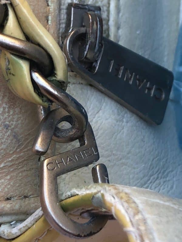 CHANEL Timeless 2.55 Flap Bag Patent Leather Cream Circa 2000 - Image 15