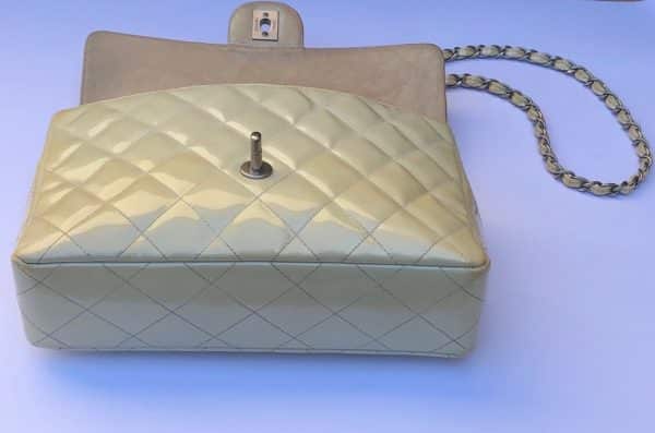 CHANEL Timeless 2.55 Flap Bag Patent Leather Cream Circa 2000 - Image 7