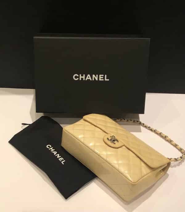 CHANEL Timeless 2.55 Flap Bag Patent Leather Cream Circa 2000 - Image 3