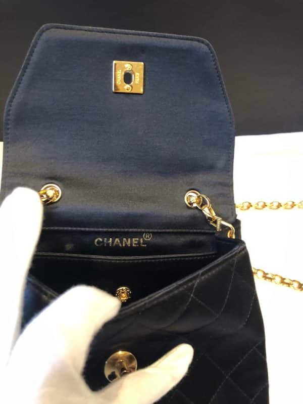 CHANEL Vintage Satin Quilted Black Flap Bag 1990s - Image 11