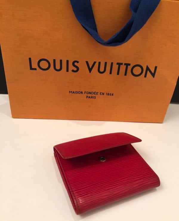 LOUIS VUITTON Red Epi Leather Wallet LV Logo Vintage - Image 5