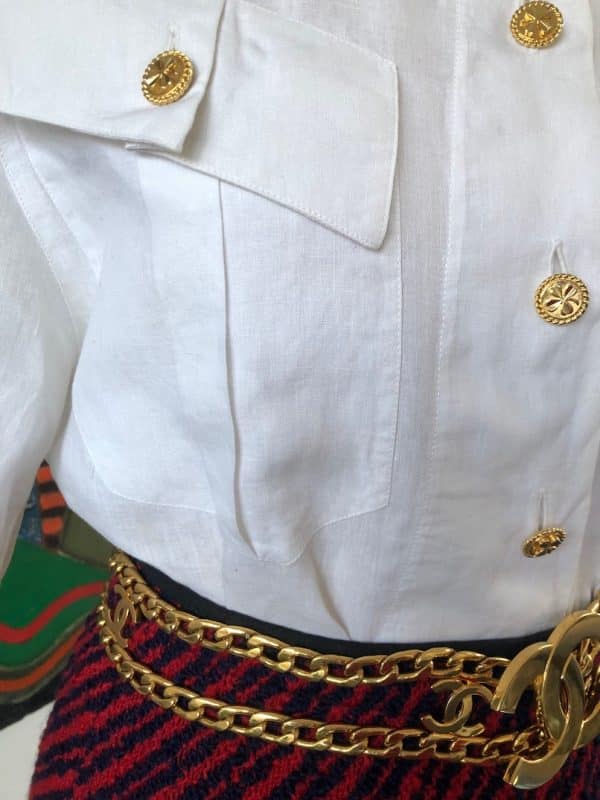 CHANEL 1990s Pleated Collar Shirt 8 Leaf Clover Chanel Buttons - Image 5