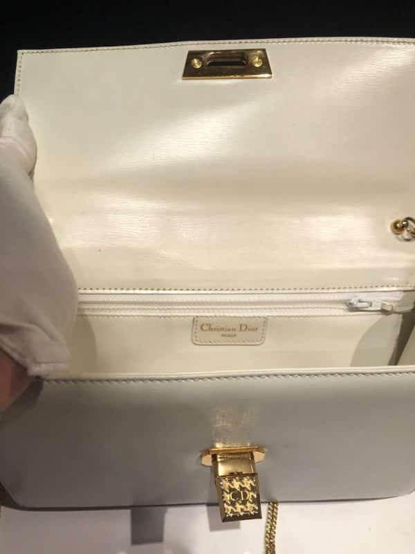 CHRISTIAN DIOR Vintage Leather Chain Bag Houndstooth CD Logo Clasp Circa 1980 - Image 10