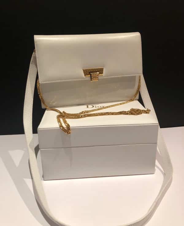 CHRISTIAN DIOR Vintage Leather Chain Bag Houndstooth CD Logo Clasp Circa 1980 - Image 5