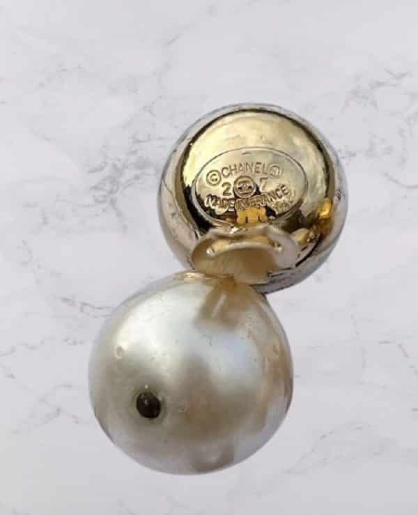 CHANEL Vintage Pearl CC Logo Clip-On Drop Earrings - Image 4