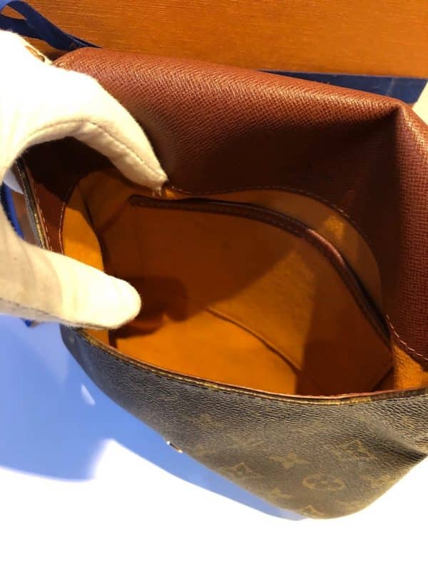 LOUIS VUITTON Monogram Musette Salsa Shoulder Bag Circa 2000 - Image 12