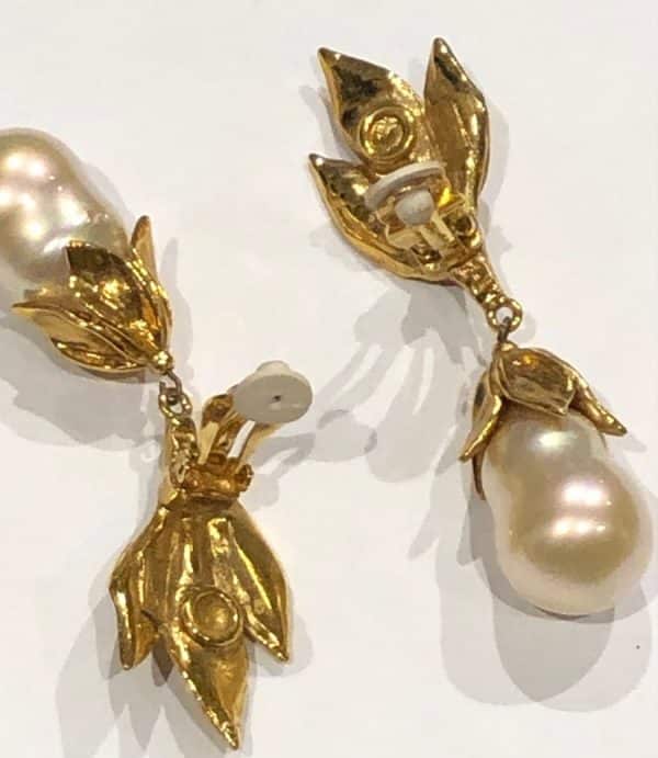 YVES SAINT-LAURENT Pearl Tulip Flower Clip-On Drop Earrings Circa 1980-1990s - Image 4