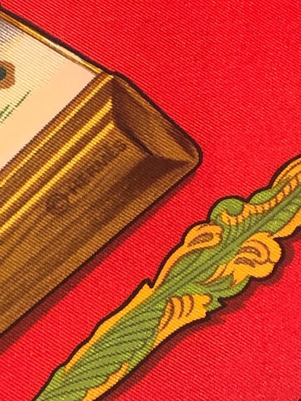 HERMÈS Scarf Brise de Charme Vintage Red By J.Abadie 1985 W/Box - Image 5