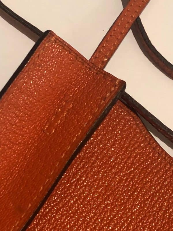 HERMÈS Vintage Onimaitou Crossbody Shoulder Bag Pochette Orange Clémence Leather Circa 2004 - Image 6