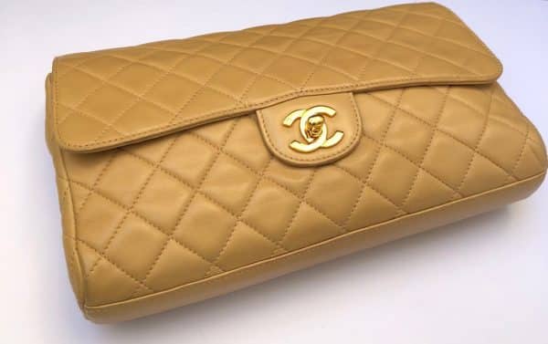 CHANEL 1994 2.55 Timeless Classic Quilted Leather Clutch Bag Vintage - Image 7
