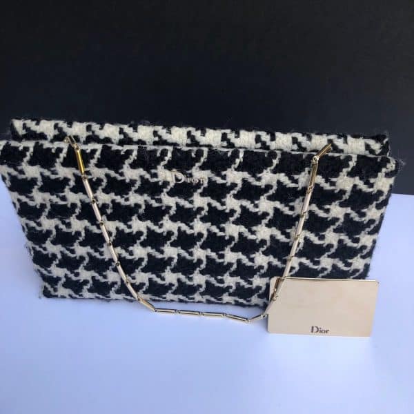 CHRISTIAN DIOR Black & White Houndstooth Tweed Chain Bag Clutch - Image 4
