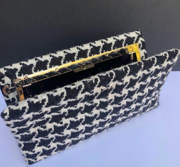 CHRISTIAN DIOR Black & White Houndstooth Tweed Chain Bag Clutch - Image 6
