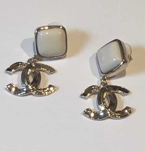 CHANEL CC Drop Earrings Gold & Cream - Image 3