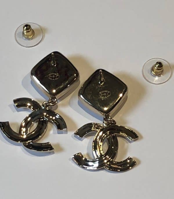 CHANEL CC Drop Earrings Gold & Cream - Image 4