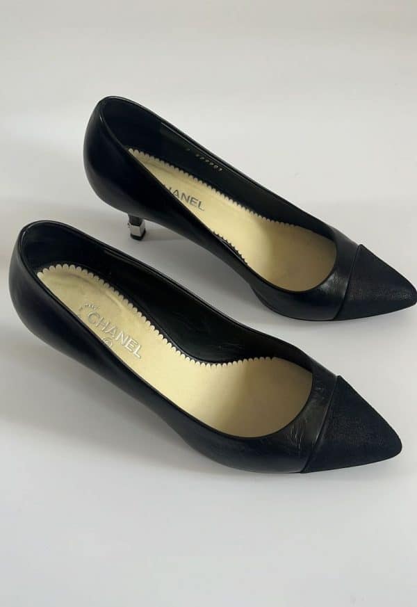 Chanel logo heels pumps shoes