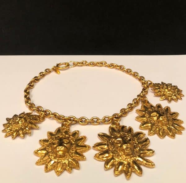 Chanel vintage pre-owned jewellery