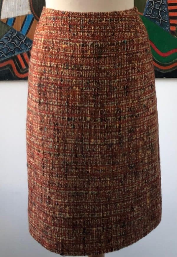 CHANEL 1998 Orange & Beige Wool Tweed Vintage Skirt Suit Bouclé CC Buttons - Image 10