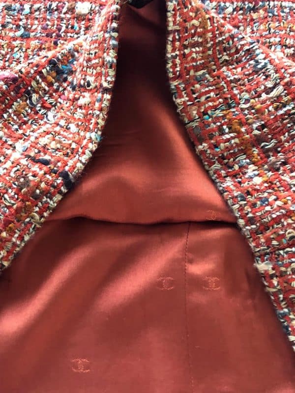 CHANEL 1998 Orange & Beige Wool Tweed Vintage Skirt Suit Bouclé CC Buttons - Image 12