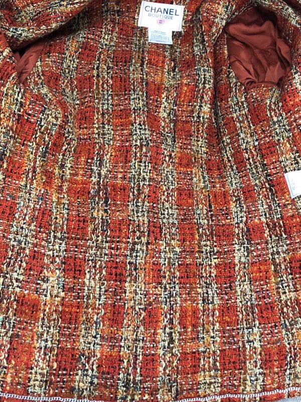 CHANEL 1998 Orange & Beige Wool Tweed Vintage Skirt Suit Bouclé CC Buttons - Image 8