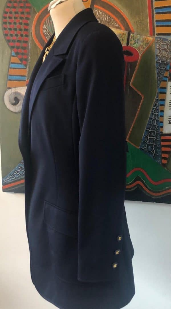 CHANEL 1997 Navy Blue Wool Blazer CC Logo Button Single Breasted Jacket - Image 4
