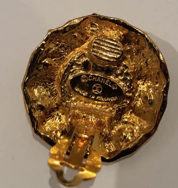 CHANEL Earrings 1970s Vintage Faceted Pearl & Crystals Flower  Clip-On W/Box - Image 6