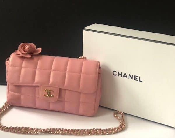 CHANEL Pink Lambskin Quilted Mini Chocolate Bar Camellia Flap 2003-2004 W/Box - Image 3