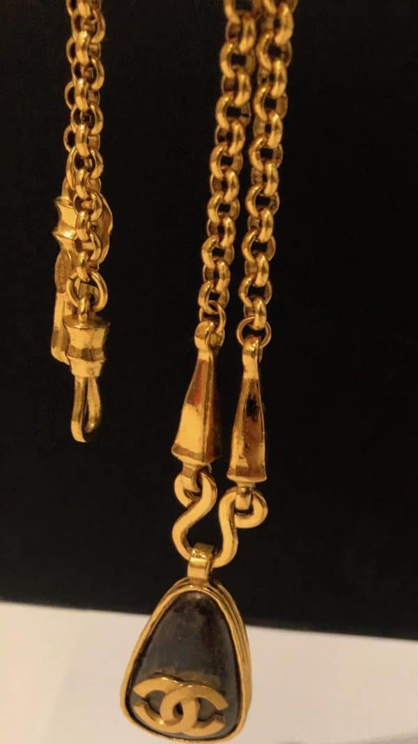 CHANEL Vintage Long Chain Necklace Teardrop CC Logo Pendant W/Box 1997 - Image 4