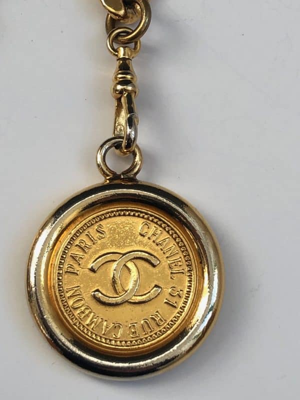 chanel vintage belt triple strand chain link medallion coin rue cambon belt c.1990s w/box